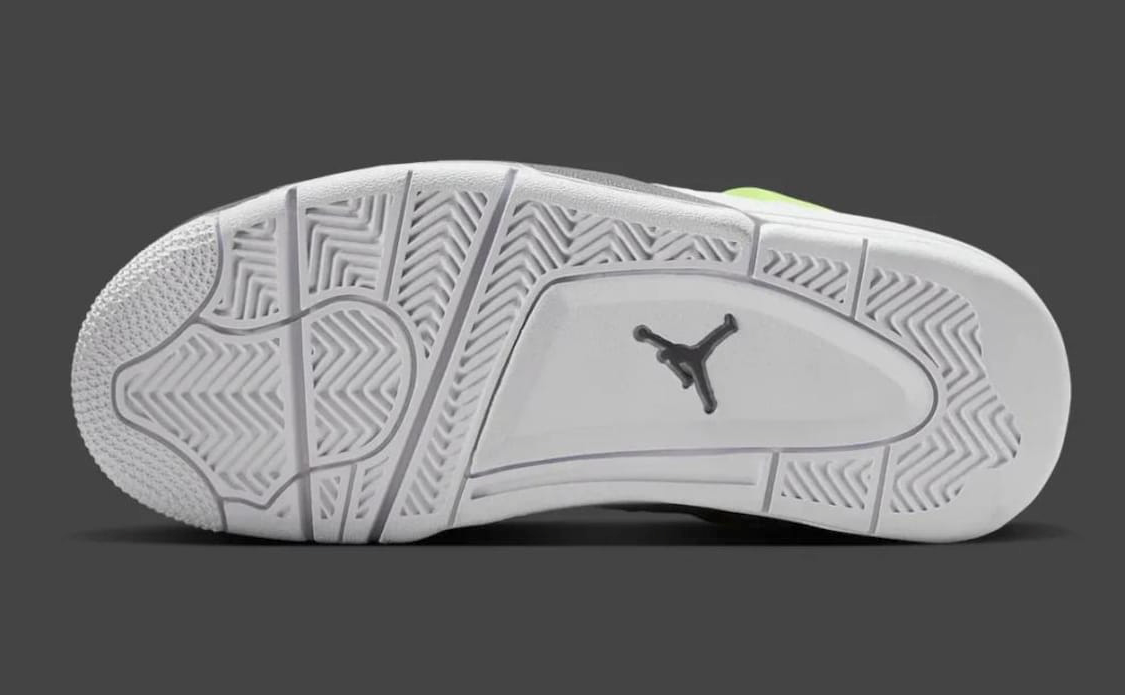 Jordan Retro 4 White/Lemon Twist Sneakers  (Size 5 Boys') SKU HJ5990-100